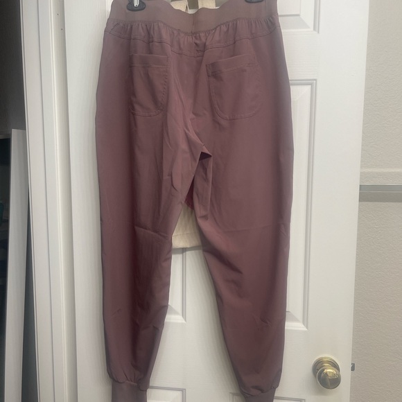 joggers - Picture 2 of 2